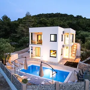  Apartman Luxury Mauro With Heated Pool Croatia